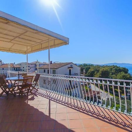 Three Bedroom Apartment With Amazing Sea View Trogir Bagian luar foto