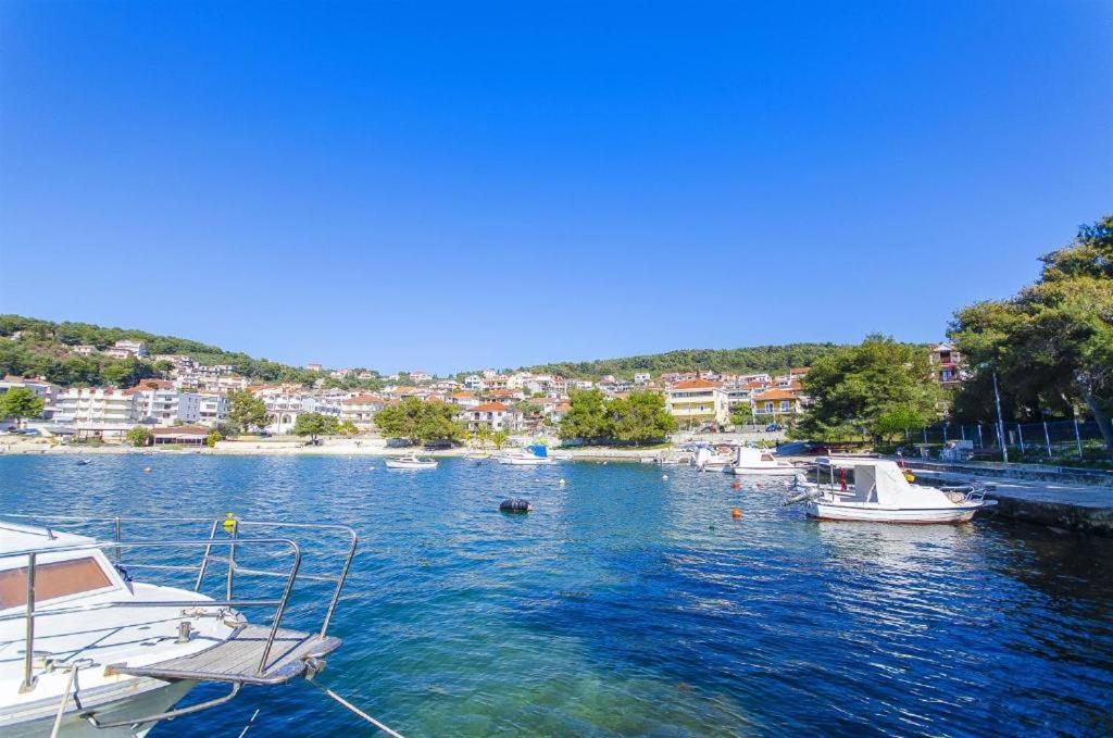 Three Bedroom Apartment With Amazing Sea View Trogir Bagian luar foto